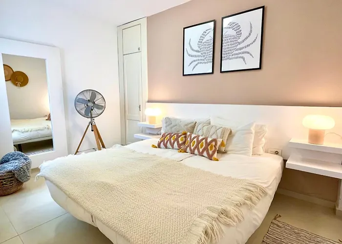 Weybeach1 -Shared Terrace,Ocean View,Sea Frontline