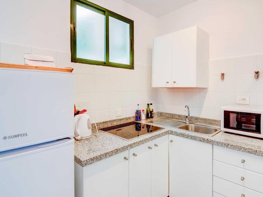 Weybeach1 -shared Terrace,ocean View,sea Frontline Apartament La Santa
